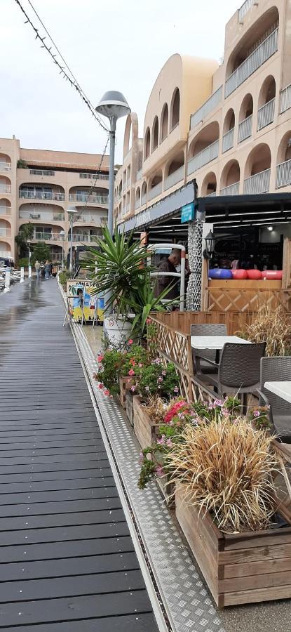 Les Iles D'Or Au Port De Hyeres Grand Studio Climatise Exterior foto